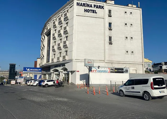 Marina Park Hotel